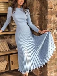 Urban Sexy Dresse Spring And Autumn Solid Color Casual Pleated Midlength Knitted Dress Fashion Long Sleeve Oneck Robe Aline Slim Vestidos 231206