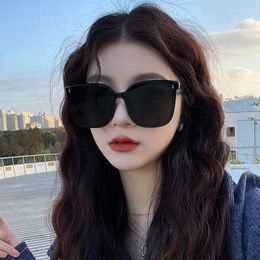 Sunglasses UV Ray Protection Oversized Woman Vintage Black Mirror Sun Glasses For Fashion Big Frame Sexy Female