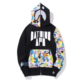 Mens Hoodies Camouflage design red yellow blue splicing fleece sweater Plus size zipper sweater Lovers Sweatshirts Designer Fashion Hoodie Jacket streetwear b51