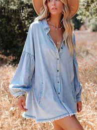 Casual Dresses Liooil Blue Loose Burrs Short Denim Shirt Dress Women Button Up Cardigan With Pockets Streetwear Puff Sleeve Sexy Mini