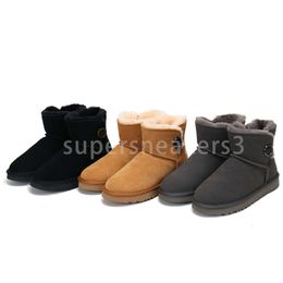 2023 Nyligen anlända Snow Kids Boy Girl Children Mini Sheepskin Plush Päls Kort ankel Mjuk bekvämlighet Keep Warm Boots Storlek 21-35