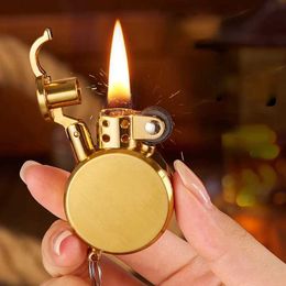 Creative Key Chain Kerosene Lighter Retro Grinding Wheel Mini Compact Collection Ignition Tool Men's Gift