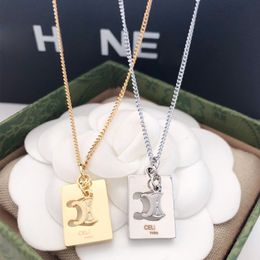 Titanium Steel Letter Pendant Necklace Gold Silver Letter Chain Halsband Fashion Jewelry for Gift Party