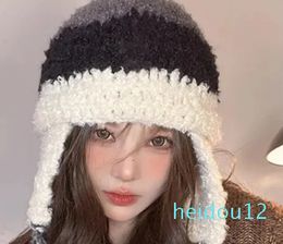 Berets Fashion Street Wool Knitted Caps Windproof Hand Hook Sherpa Hat Casual Couple Versatile Handknitted