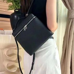 Loro Extra Pocket Bag Backpack Designer Handbag Makeup Toiletries Shoulder Bag Fashion Suitcase Bucket All-in-one shoulder Tote
