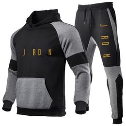 Tuta da uomo di design Sweat Fashion Tute Costumi da jogger Giacca Pantaloni Set Sporting Hommes Abbigliamento sportivo Abbigliamento invernale