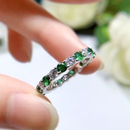 2023 Stunning Wedding Rings Luxury Jewelry Real 100% 925 Sterling Silver Round Cut Emerald Moissanite Diamond Gemstones Party Women Engagement Band Ring Gift