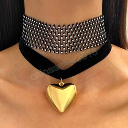 2Pcs/Set Black White Colour Gothic Velvet Love Heart Pendant Crystal Choker Necklace Set For Women Party Collar Fashion Jewellery