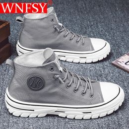 Dress Shoes Wnfsy Men's Vulcanised British Style High Top Casual Sneakers Men Canvas Man Sports Skateboarding Zapatillas 231207