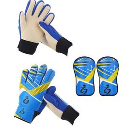 Sports Gloves Kid's soccer goalkeeper gloves guantes de portero for children 5-16 years old soft goalkeeper gloves children riding scooters sp 231206