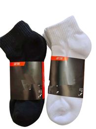 2023 Men's Socks Wholesale Fashion Casual Socks High Quality Pure Cotton Breathable Sports Black and White Slow Running Basketball Football Training Socks VV3