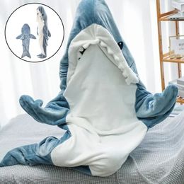 Blankets Cartoon Shark Nightrobe Sleeping Bag Cute Pyjamas Nap Megalodon Blanket Meg Flannel Nightgown Comfy Bathrobe Homewear 231207