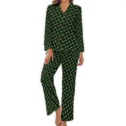 Women's Sleepwear Cute Shamrock Print Pyjamas Long Sleeve St Patricks Day 2 Piece Leisure Pyjama Sets Autumn Woman V Neck Lovely Home Suit