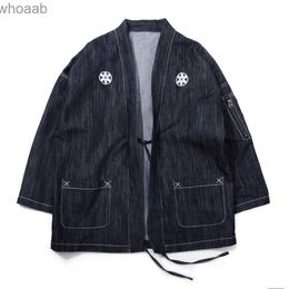 Men's Jackets Japan Style Men Thin Denim Kimono Jacket Stand Collar Three Quarter Sleeves Sakura Embroidery Loose Haori With Sleeve Pocket YQ231207