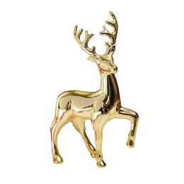 Decorative Objects Figurines Gold Deer Statue Reindeer Resin Elk Sculpture Living Room Luxury Home Decor Christmas Decoration Tabletop Ornaments 231207