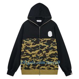 Mens Hoodies Camouflage design red yellow blue splicing fleece sweater Plus size zipper sweater Lovers Sweatshirts Designer Fashion Hoodie Jacket streetwear b48