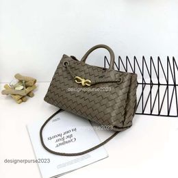 with New Leather Botegas Bag Girl Bags Venetas High-end Woven Bucket East/west One Shoulder Underarm Andiamo Large Handheld Crossbody Designer Women A3q4