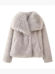 Women's Fur Ladies Winter Fashion Faux Thick Loose Outwear Womens 2023 Streetwear Style Casual Covered Button Furry Warm Jackets Coat