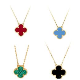 Luxury 18K Gold Plated Necklaces Designer Jewelry Four-leaf Clover Cleef Necklace Fashion Pendant Necklace Wedding Party Jewelry Accessories High Quality