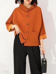 Women's T Shirts Miyake Pleated Autumn Coat 2023 French Retro Elastic Horizontal Fold Loose Large Size Single-breasted Versatile Top
