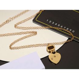 luxury chains necklaces designer pendant necklace for women gold plate flower heart retro vintage chain pink crystal fine fashion designer Jewellery gift with box
