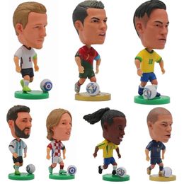 Action Toy Figures Series 65CM Action Figure Football Star Player Doll Modello di calcio Souvenir Office Toy Great Boy Friends Regalo di compleanno 231207