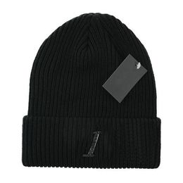 Designer beanie luxury beanie knitwear hat temperament versatile beanie knitted hat warm hat Christmas gift very nice hat S-10