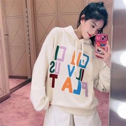 2023 Autumn/Winter New GU Family Men's and Women's Comfortable and Breathable New Letter Patch Embroidered Hoodie