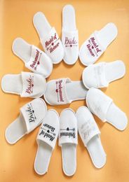 New Wedding Favors and Gifts Bride Slippers Bridesmaid Personalized Gift Wedding Gifts for Guests Souvenir Event Party Favors13942490