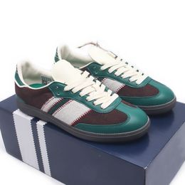 Classical Sports Designer Shoes New Sneakers Mens Trainers Low Top Leather Green Casual Shoes Trainers Indoor Outdoor 076