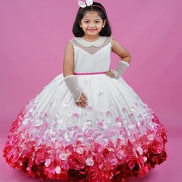 2023 White Luxurious Flower Girl Dresses Ball Gown Satin Pearls Hand Made Flowers Vintage Little Girl Peageant Birthday Christening Dress Gowns ZJ422