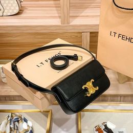 Legal Copy Deisgner Celinss Bags online shop Hong Kong Genuine Leather Arc de Triomphe Underarm Bag 2023 New Black Gold Junior High Grade Medium Ancient Crossbody St