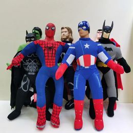 Partihandel Filmkaraktär Filling Doll Rubber Head Hero Plush Toy 27cm Spider Bat Plush Doll