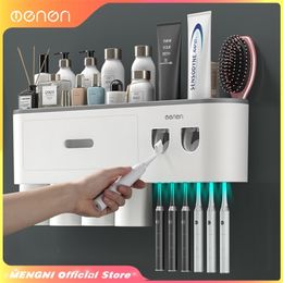 Toothbrush Holders MENGNI Magnetic Adsorption Inverted Holder Wall Automatic Toothpaste Squeezer Storage Rack Bathroom Accessories 231206
