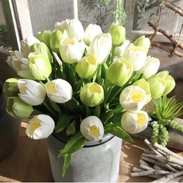 Decorative Flowers Wreaths 31Pc Tulips Artificial Tulip Flower Real Touch Flower Bouquet Fake Floral Gift For Birthday Wedding Party Home Garden Decoration 231207