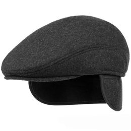 HT1405 Warm Winter Hats with Ear Flap Men Retro Beret Caps Solid Black Wool Felt Hats for Men Thick Forward Flat Ivy Cap Dad Hat T258f