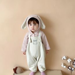 Clothing Sets 7502 Baby Clothes Set Autumn Long Sleeve Striped Girls Suit Rabbit Ears Hooded Sweater Bib Casual Twopiece 231207