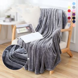 150*200cm Fleece Blanket Throw Lightweight Blankets for Sofa Bed Camping Thermal Towel Winter Warm Bedspread Plush Cover Xmas Gifts Q820