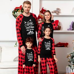 Family Matching Outfits Sleepwear Father Mother Daughter Clothes Pyjamas Set Christmas 231207