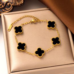 Gold Plated Classic Fashion Charm Bracelet Four-leaf Clover Designer Jewelr Elegant Mother-of-pearl Bracelets for Women and Men High Xgwhf