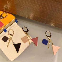 Luxury designer Key chains Top Car Keychain Bag Hanging Machine Fashion 10 Style Letter Keychain Supply Box210r