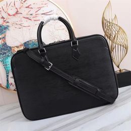 Mens Bag Designer Briefcase Business Laptop Bags High Quality Capacity Crossbody Shoulder Bags Genuine Leather Women Handbag With 217B