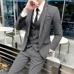 Men's Suits 2023Classic Fashion Gentleman (suit Vest Trousers) Business Handsome Comfortable British Dress Wedding Party Three-piece Set