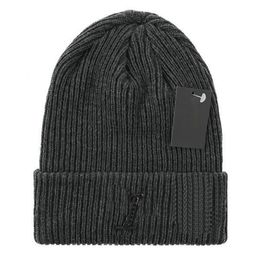 Designer beanie luxury beanie knitwear hat temperament versatile beanie knitted hat warm hat Christmas gift very nice hat S-3