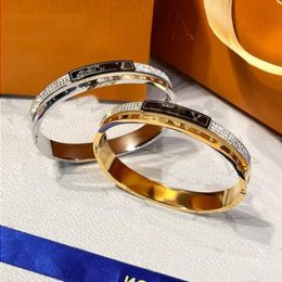 Classic Bracelets Women Bangle Luxury Designer Jewellery Crystal 18K Gold Plated 925 Silver Plated Stainless steel Lovers Gift Bangles Me Nnri