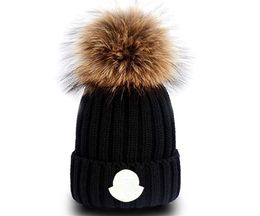 Fashion Designer brand hats Men and women beanie fall winter thermal knit hat ski bonnet High Quality Skull Hat Luxury warm cap K-13