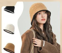 Wide Brim Hats Bucket Sweet Contrast Colour Woman Winter Knitting Female Autumn and Unique Design Hat Fashionable Versatile 231208