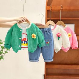 Clothing Sets Toddler Baby Girl Button Jacket Outfit Girls Flower Applique Crew Tops and Jeans Pants Set 3pcs Fall Clothes 231207