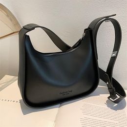 Small Designer Women's Black Bag Simple Retro Crossbody Bags Luxury Pu Leather Female Handbags Pure Colour Bucket Shoulder Bag335C