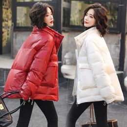 Women's Down 2023 Winter Fashion Small Red Bright Face Jacket Short Korean Style Thin Bread